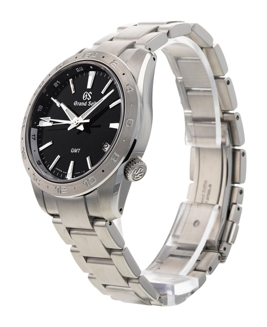 Grand Seiko Sport Collection SBGN027 Image 2